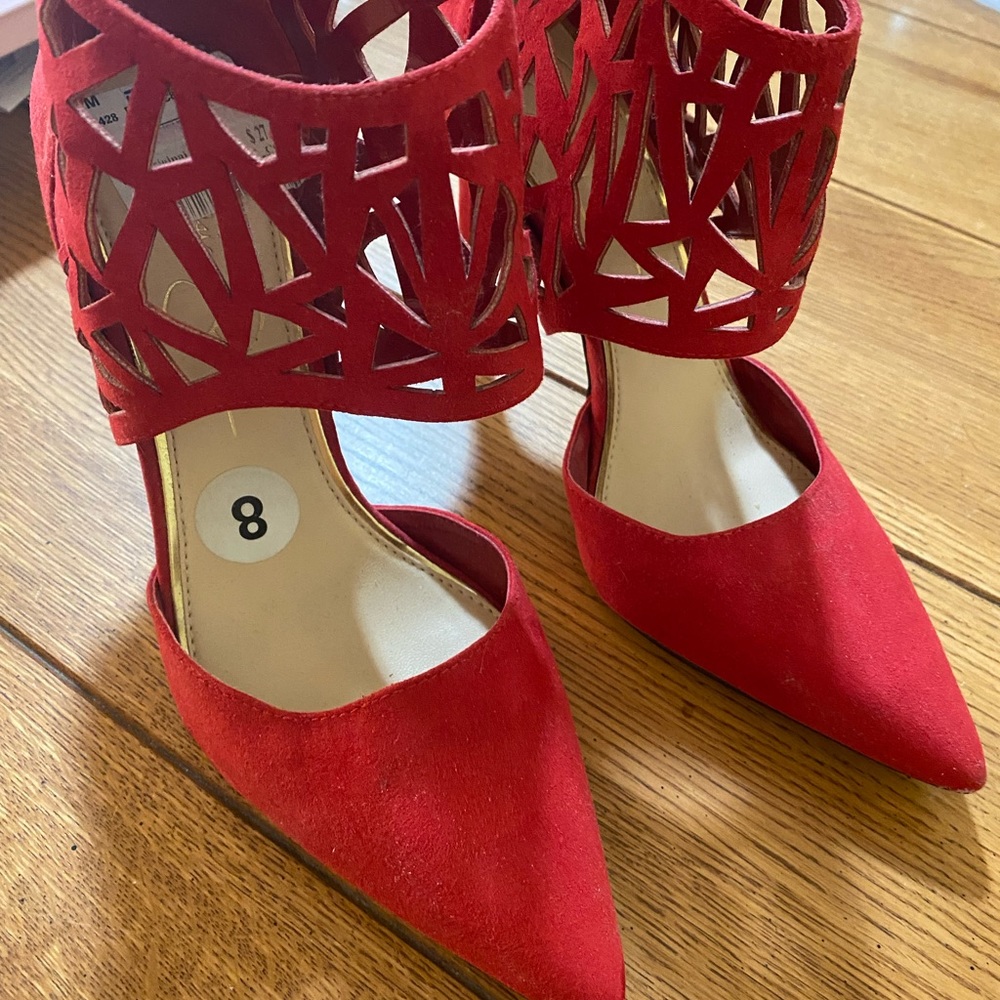 Jessica Simpson heels